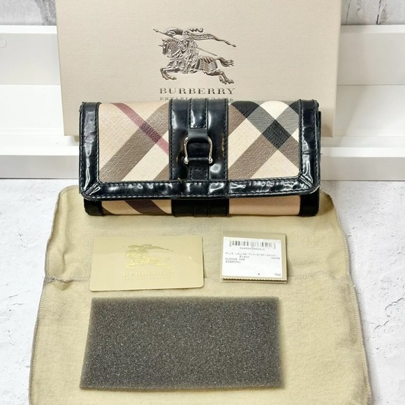 BURBERRY CHECK NOVA / LEATHER CLUTCH/WALLET W/DUST BAG & BOX - Picture 1 of 16
